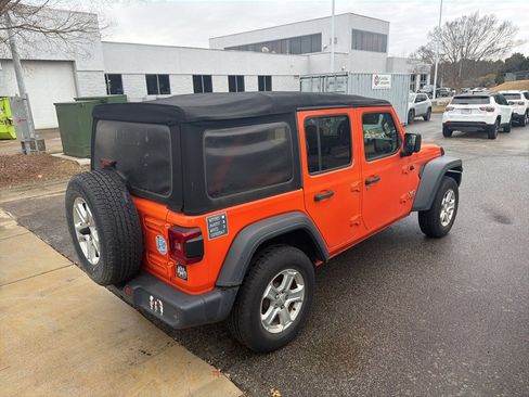 Used 2018 Jeep Wrangler Unlimited Sport S image 4