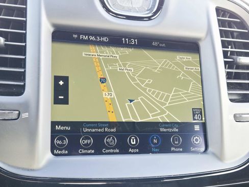 Used 2023 Chrysler 300 S image 31