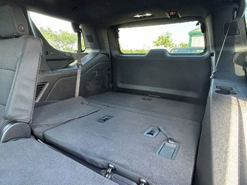 Used 2025 Chevrolet Tahoe LS w/ Max Trailering Package AWD/4WD image 7