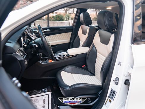 Used 2018 Mercedes-Benz GLE 43 AMG 4MATIC image 16