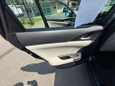 Used 2019 Honda Insight EX image 20