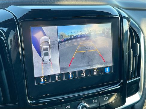 Used 2023 Chevrolet Traverse Premier w/ Redline Edition image 14