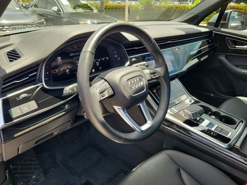Certified 2025 Audi Q7 2.0T Premium Plus AWD/4WD image 17