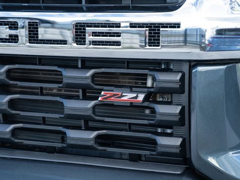 Used 2020 Chevrolet Silverado 2500 High Country w/ Gooseneck/5TH Wheel Package AWD/4WD image 9