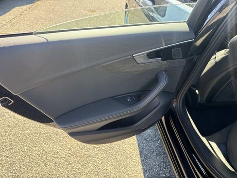 Used 2024 Audi A4 2.0T Premium Plus image 17