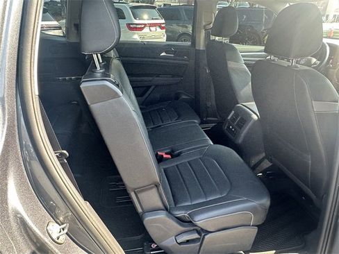Used 2021 Volkswagen Atlas SEL Premium image 15