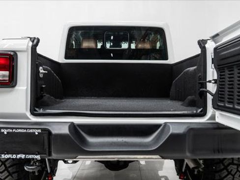 Used 2026 Jeep Wrangler Unlimited Sport AWD/4WD image 12