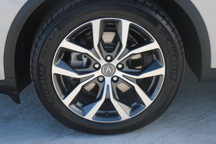 Used 2022 Acura MDX w/ Technology Package AWD/4WD image 9