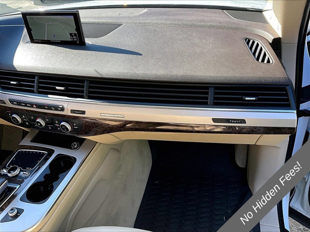 Used 2019 Audi Q7 2.0T Premium Plus AWD/4WD image 14