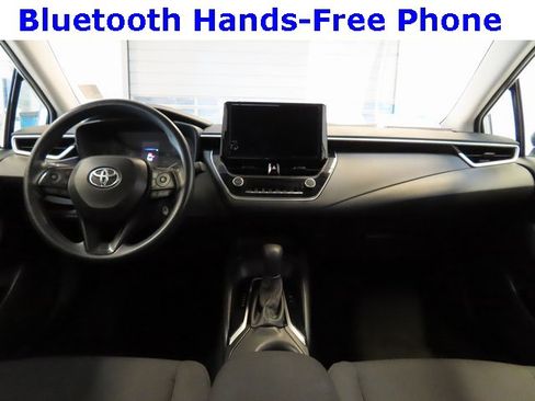 Used 2024 Toyota Corolla LE image 7