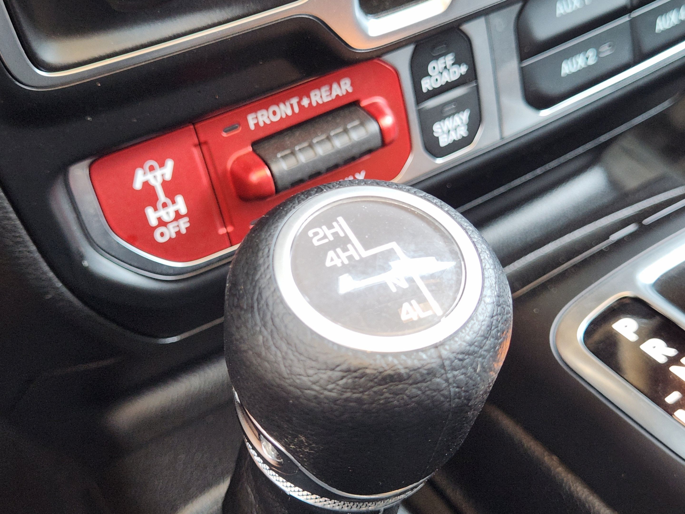 Used 2026 Jeep Wrangler Unlimited Rubicon AWD/4WD image 15