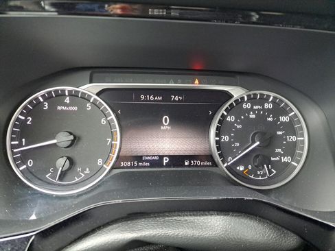 Used 2025 Nissan Pathfinder SV FWD image 30