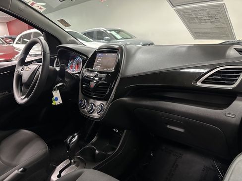 Used 2021 Chevrolet Spark LT image 32