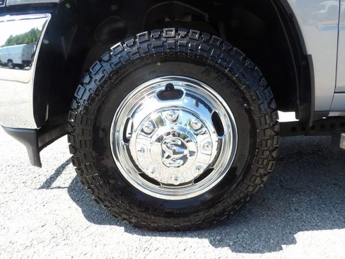 Used 2024 RAM 3500 Tradesman w/ Towing Technology Group AWD/4WD image 50