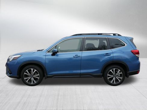 Used 2023 Subaru Forester Limited AWD/4WD image 4