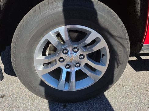 Used 2018 Chevrolet Silverado 1500 LTZ AWD/4WD image 15