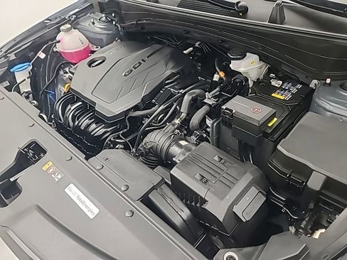 Used 2025 Kia Sportage LX image 40