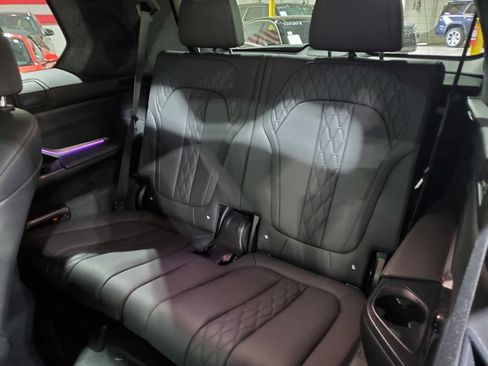 Used 2022 BMW X7 M50i w/ Executive Package AWD/4WD image 41