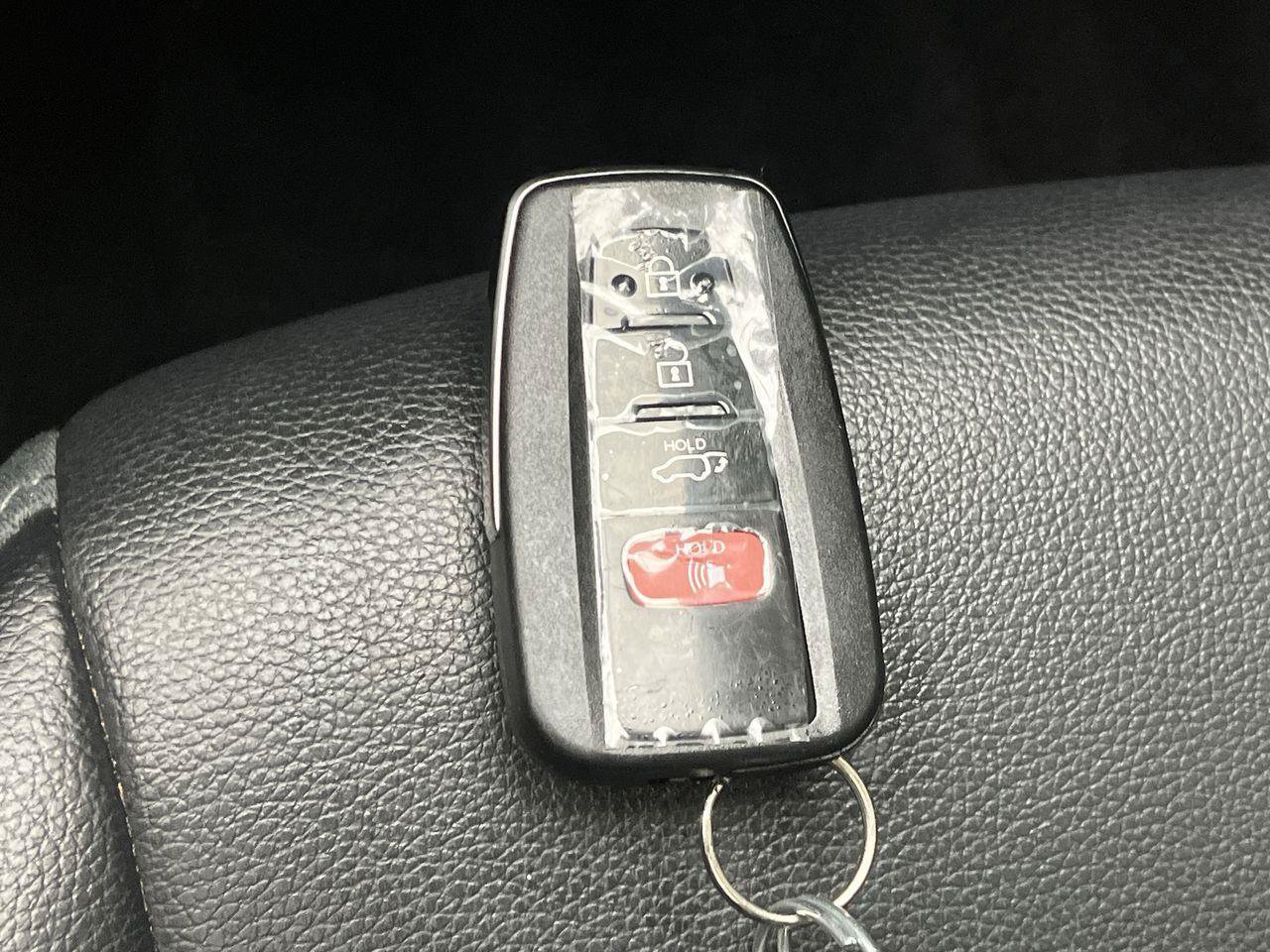 Used 2022 Toyota Highlander XSE AWD/4WD image 29