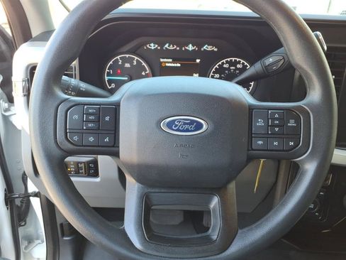 Used 2025 Ford F250 XLT AWD/4WD image 8