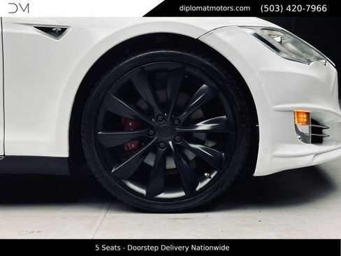 Used 2013 Tesla Model S Performance RWD image 40