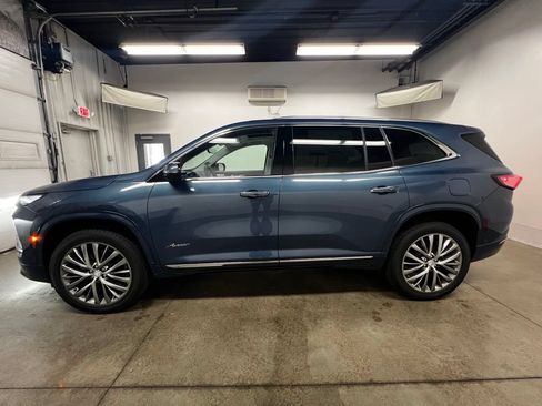 New 2026 Buick Enclave Avenir w/ Super Cruise Package AWD/4WD image 7