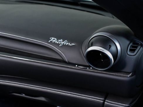 Certified 2019 Ferrari Portofino image 51