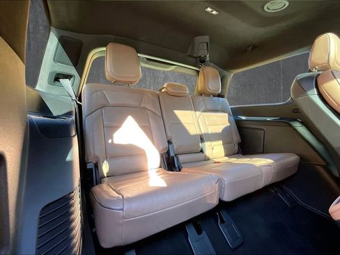 Used 2025 Lincoln Navigator Black Label AWD/4WD image 26