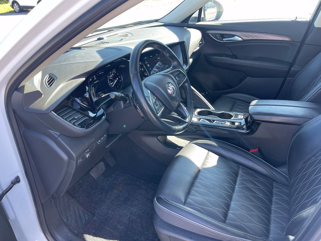 Used 2022 Buick Envision Avenir w/ Technology Package II FWD image 13