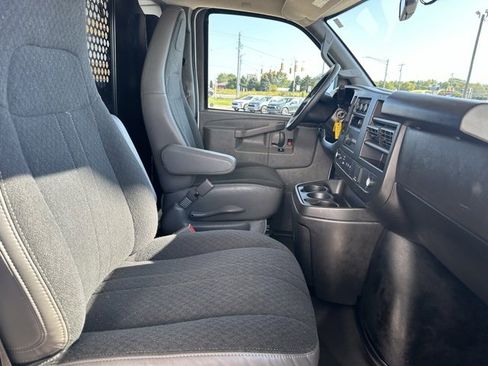 Certified 2024 Chevrolet Express 2500 w/ Driver Convenience Package image 12