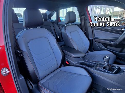 Used 2026 Volkswagen Jetta GLI Autobahn FWD image 3