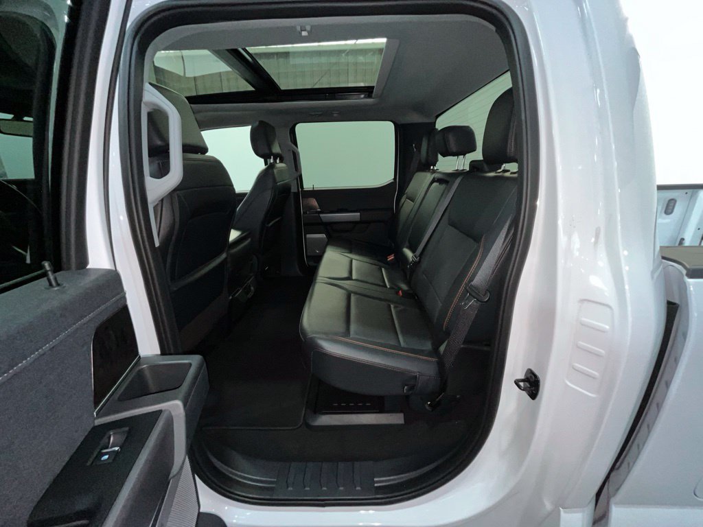 Certified 2025 Ford F350 Lariat w/ Camper Package AWD/4WD image 17