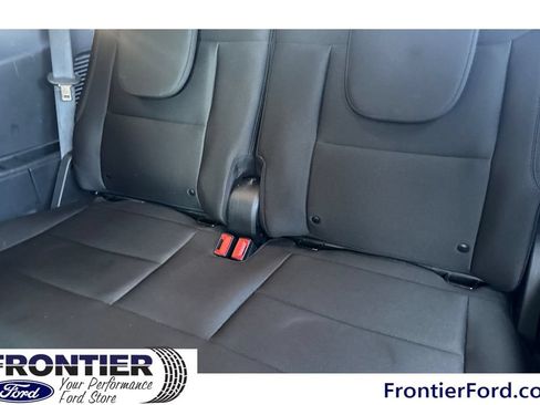 Used 2023 Ford Explorer XLT RWD image 17