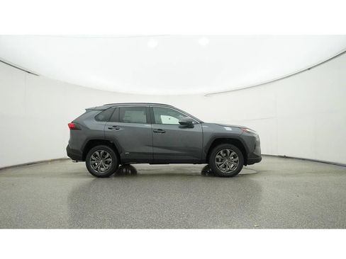 Used 2023 Toyota RAV4 XLE Premium AWD/4WD image 33