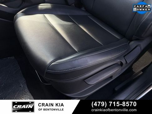 Certified 2025 Kia Telluride LX image 25