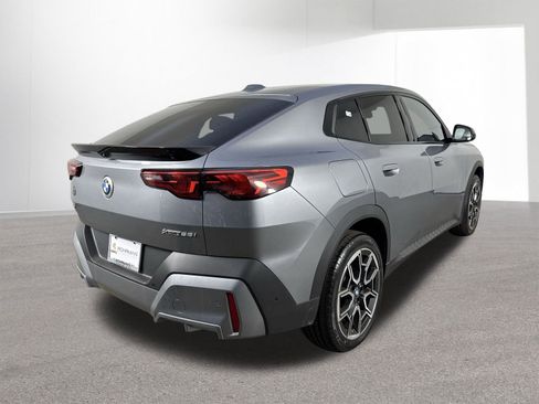 Used 2025 BMW X2 xDrive28i image 35