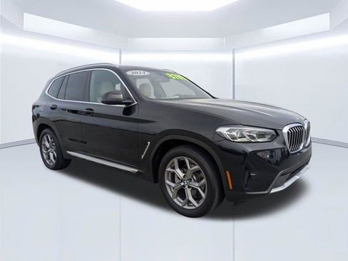 Used 2024 BMW X3 sDrive30i w/ Parking Assistance Package RWD image 2