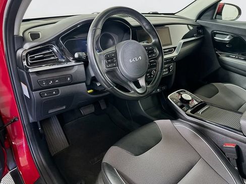 Used 2022 Kia Niro EX FWD image 10