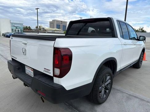 Used 2023 Honda Ridgeline Sport image 2