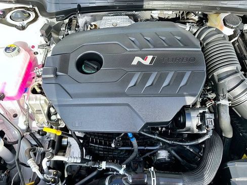 Used 2025 Hyundai Elantra N FWD image 28