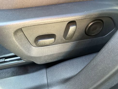 Used 2024 Buick Envision Preferred image 12