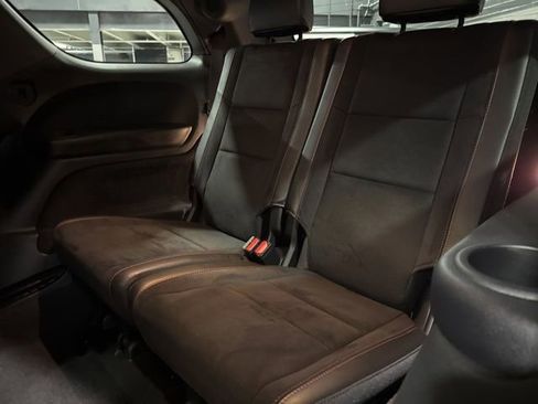 Used 2023 Dodge Durango R/T w/ Tow 'N Go Package AWD/4WD image 26
