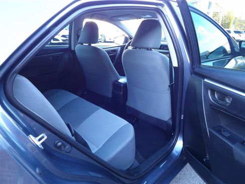 Used 2016 Toyota Corolla image 13