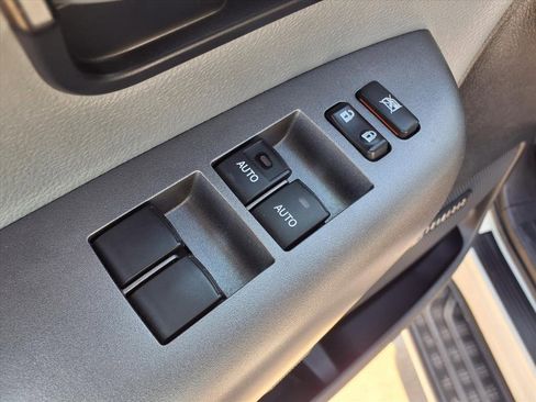 Used 2014 Toyota Sequoia Limited image 15