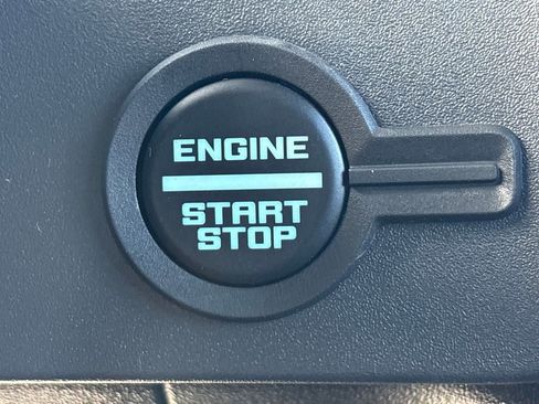 New 2025 Ford Bronco Outer Banks image 23