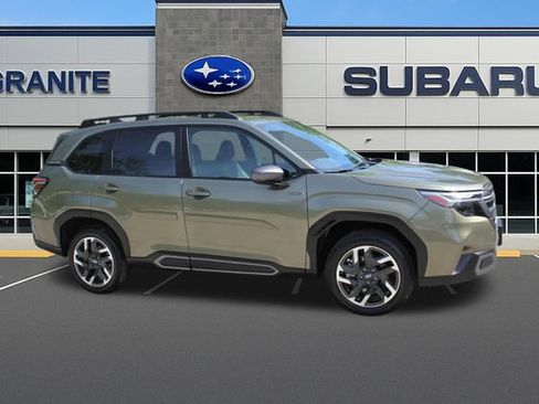 Used 2025 Subaru Forester Limited AWD/4WD image 13