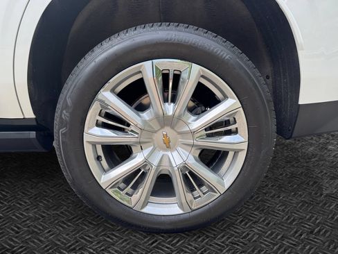 Used 2022 Chevrolet Tahoe High Country w/ LPO, Illumination Package AWD/4WD image 11