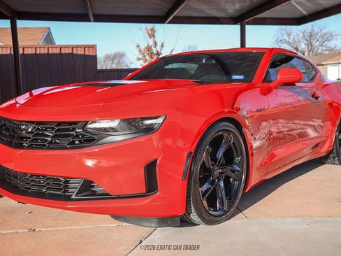 Used 2020 Chevrolet Camaro LT image 14