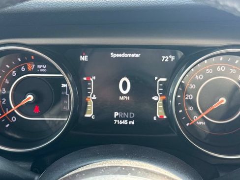 Used 2018 Jeep Wrangler Unlimited Sport S AWD/4WD image 25