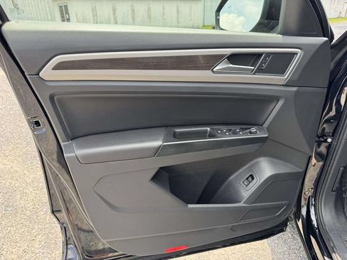 Used 2019 Volkswagen Atlas SEL R-Line AWD/4WD image 26